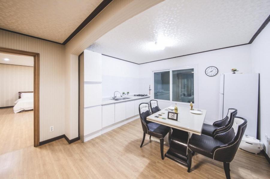 Sunyang Village Pension Чеджудо Экстерьер фото