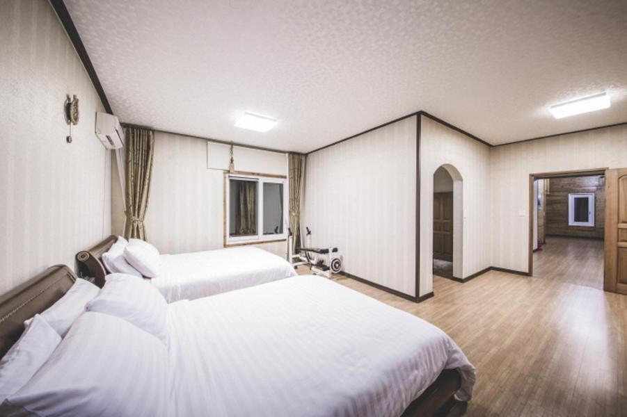 Sunyang Village Pension Чеджудо Экстерьер фото