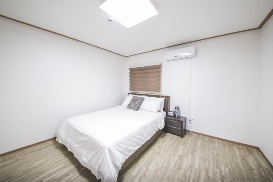 Sunyang Village Pension Чеджудо Экстерьер фото
