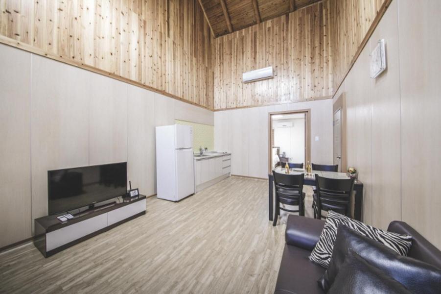 Sunyang Village Pension Чеджудо Экстерьер фото