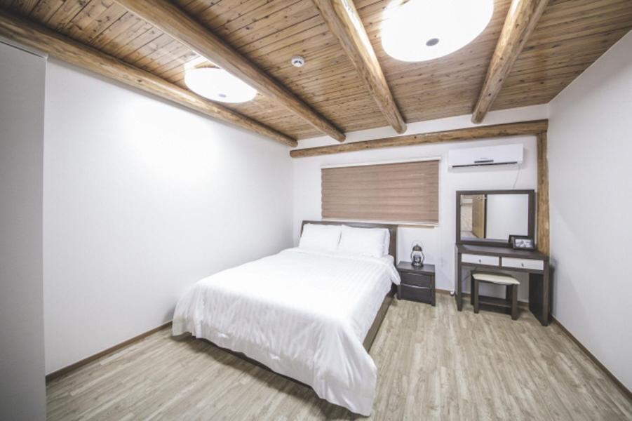 Sunyang Village Pension Чеджудо Экстерьер фото